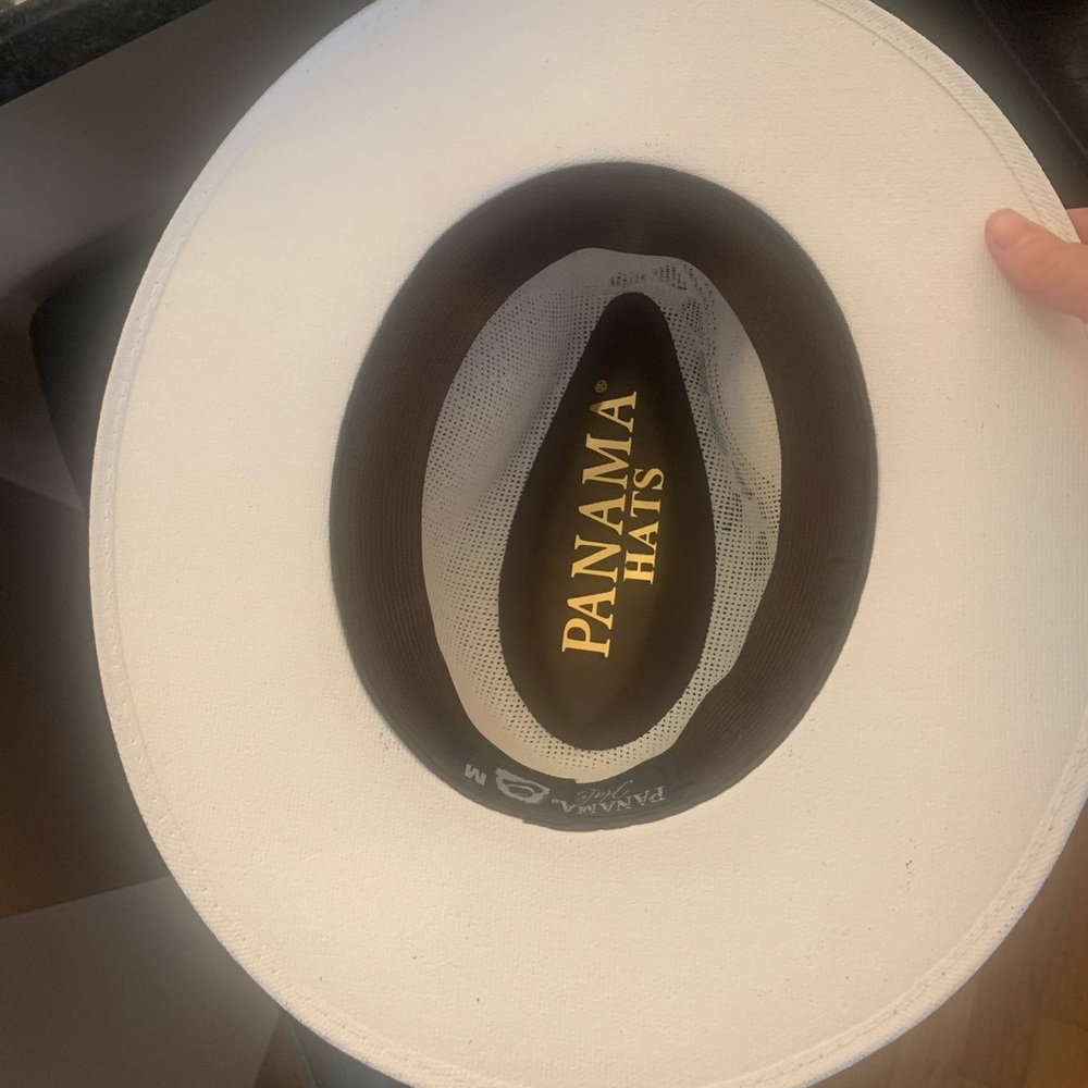 Hat 🧿 - Picture 2 of 3